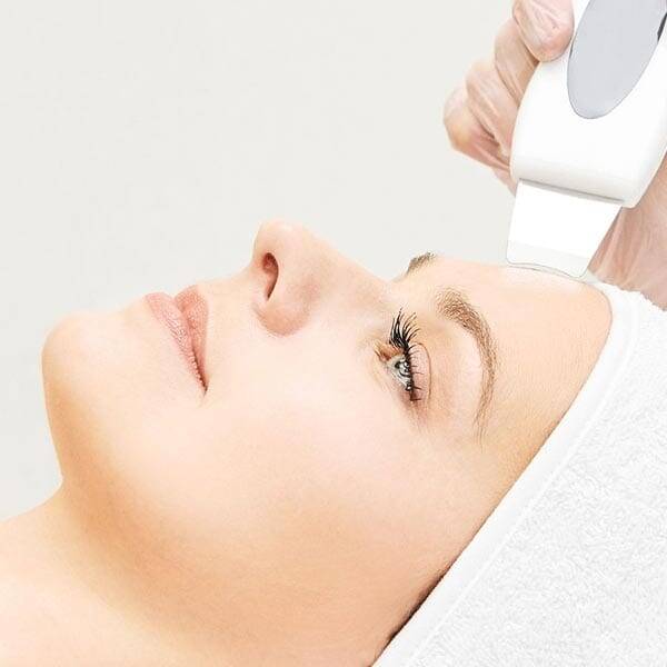 patient receiving hydrafacial